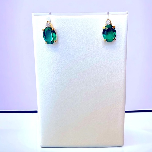 Jewelry - Emerald Green Earrings